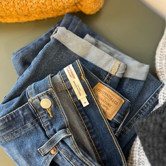 Levi's Signature Dark Blue Women's Jeans - Picture 1 of 4